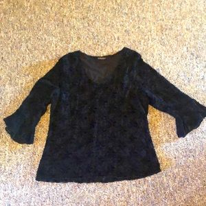 Brittany Black- lace long sleeve top wide‎ cuff
